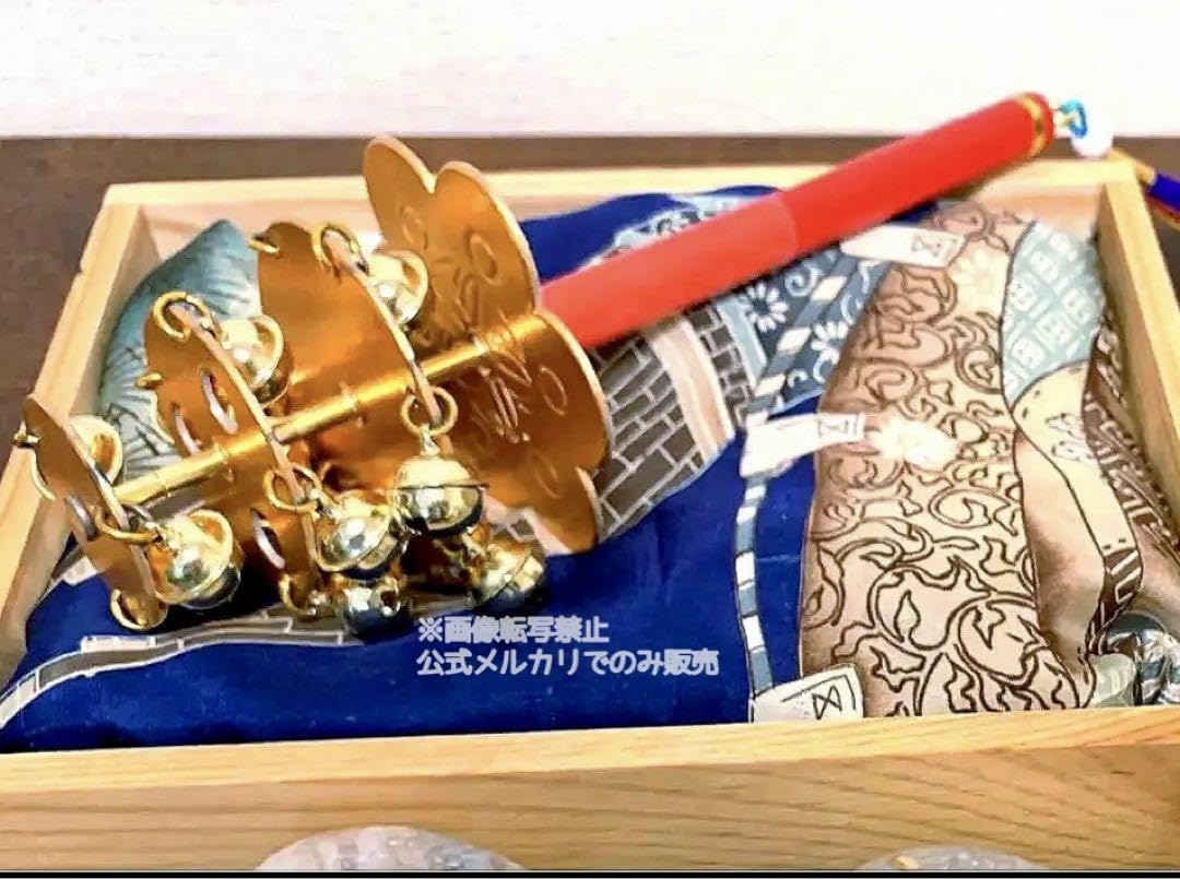 Amazon.co.jp: 神鈴 神楽鈴 巫女鈴 宮司によるご祈願つき : おもちゃ