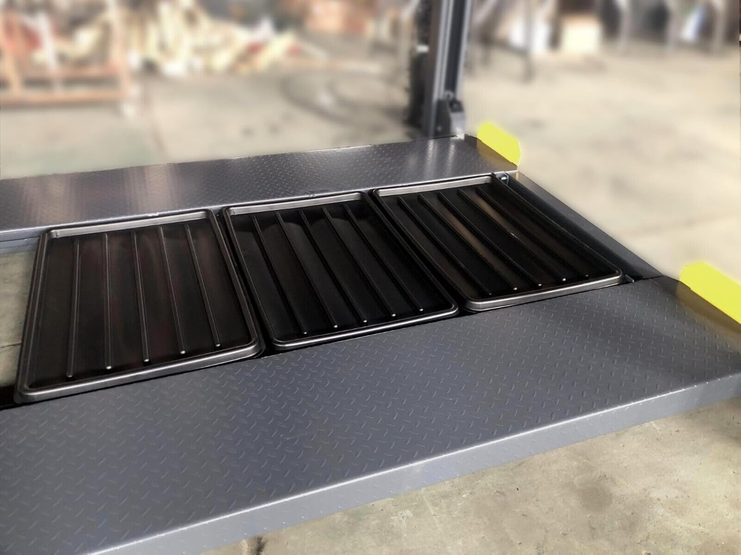 8500 lbs Four Post Parking Lift, 110V Heavy Duty 4 Post Lift w/Caster, Suit for Workshop, Maintenance Shop 3 Year Warranty