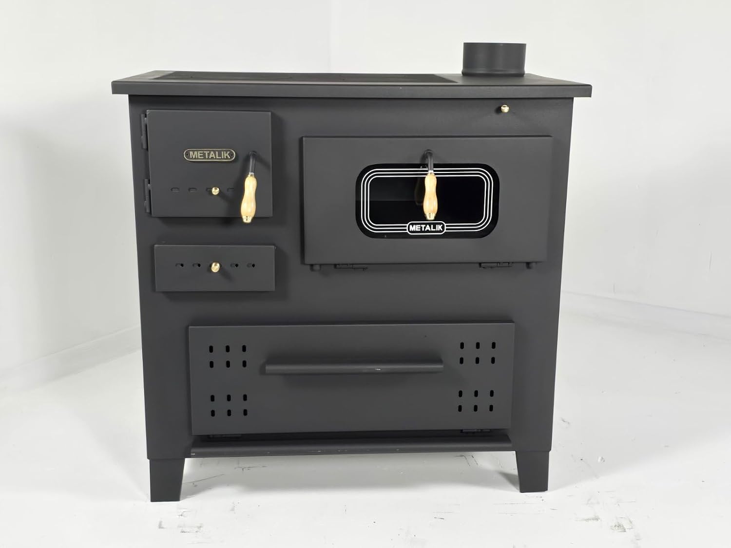 Prity Poêle à bois 13 kW – Fonte & Briques Réfractaires
