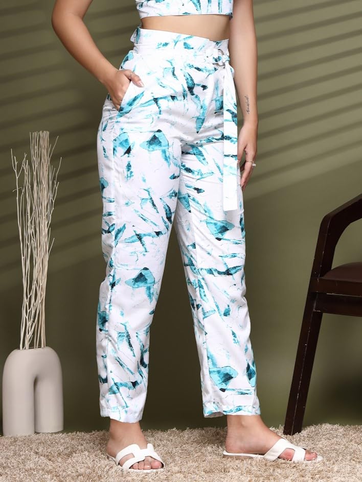 Image of OOMPH! Crepe Cropped Pants for Women