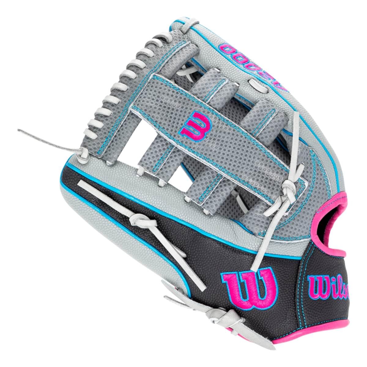 Amazon.com : Wilson A2000 SuperSkin SP13 Spin Control 13