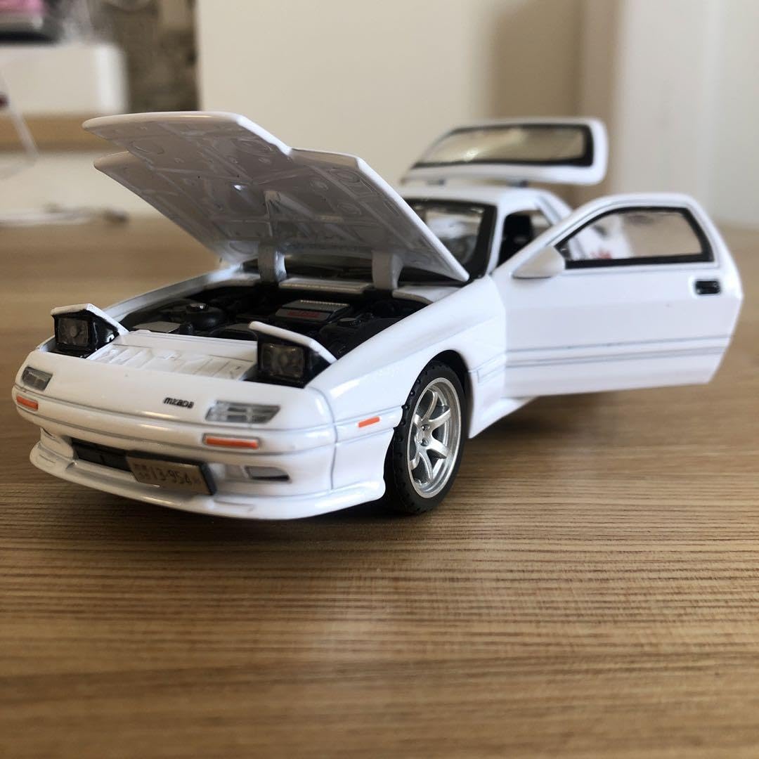 ガ*フ様 頭文字D マツダ RX-7 FC3S 1/32 ミニカー 白 旧車 イ 頭文字D ミニカー FC3S マツダ RX-7 ホワイト イニシャルD FC