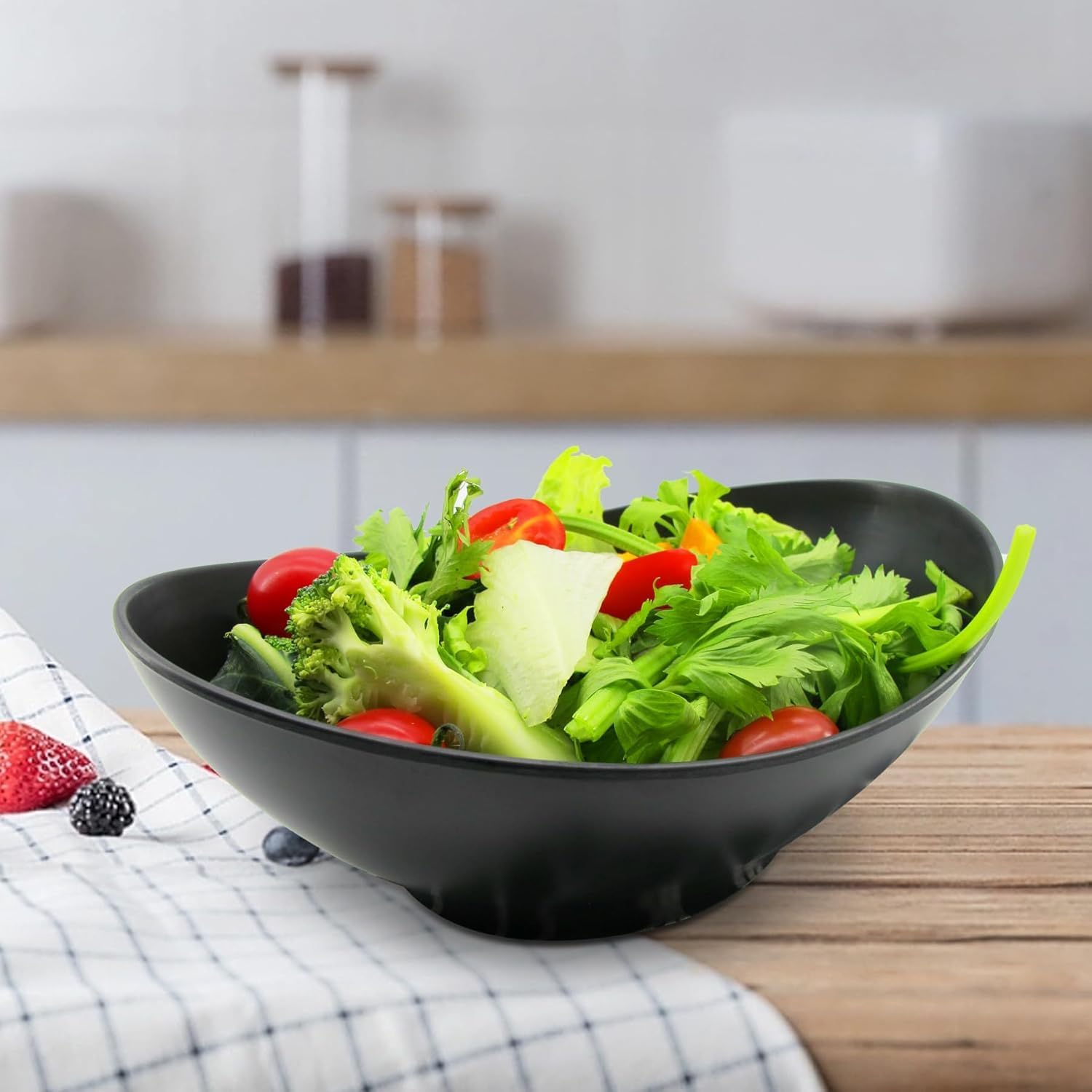 JOYMAY Oval Salad Bowls Set, 34oz Serving Bowls for Kitchen 8.8" Large Bowls for Soup, Oatmeal, Pasta, Snacks, Deep Soup Bowls Set for Salad, Fruit, Vegetable, Ramen, 6PC-Black - Image 7