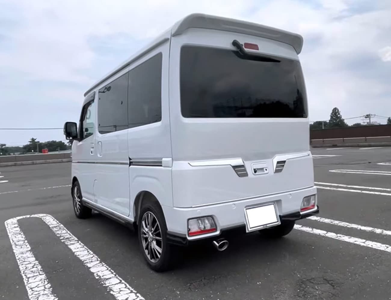 新車外し 美品 ダイハツ アトレー 令和7年 S710V リアゲート