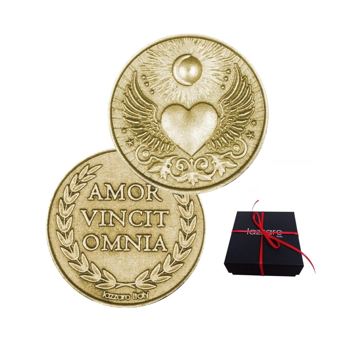 Pièce d’amour pour chance et protection: Amor Vincit Omnia. Idée cadeau femme, homme, maman, grands-parents, Saint-Valentin, anniversaires, occasions spéciales. Métal plaqué or. Made in Italy