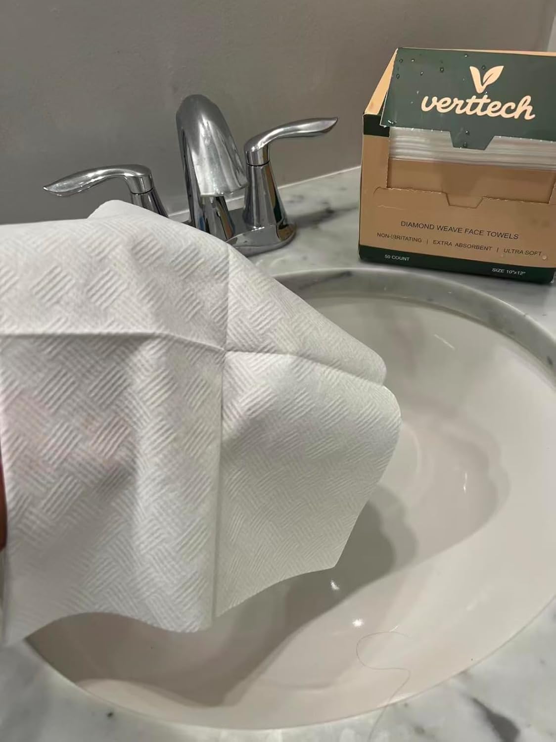 Verttech™ Diamond Weave Makeup Towels, Clean Towels for Face, XL Disposable Face Towels for Acne & Sensitive Skin, 10"x12" 100 Count, Ultra Absorbent for Daily Cleansing