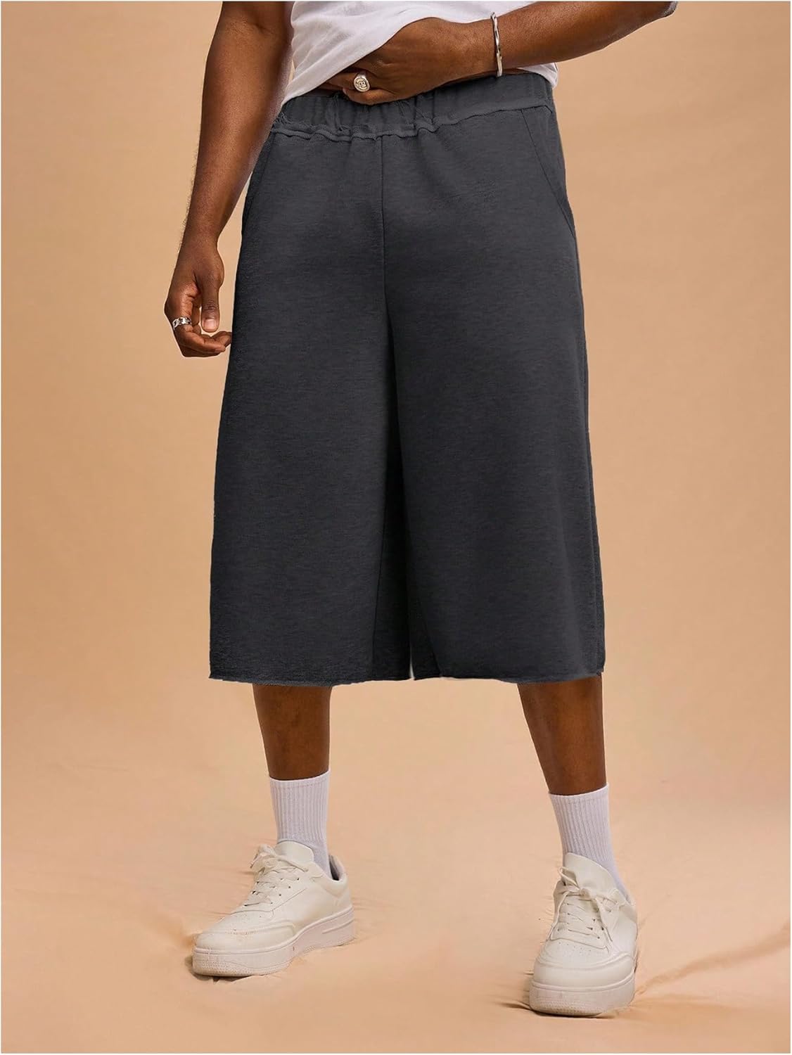 OYOANGLE Men's Gym Sweat Shorts Hip Hop Solid Below Knee Loose Basketball Athletic Capri Shorts with Pockets - Image 4