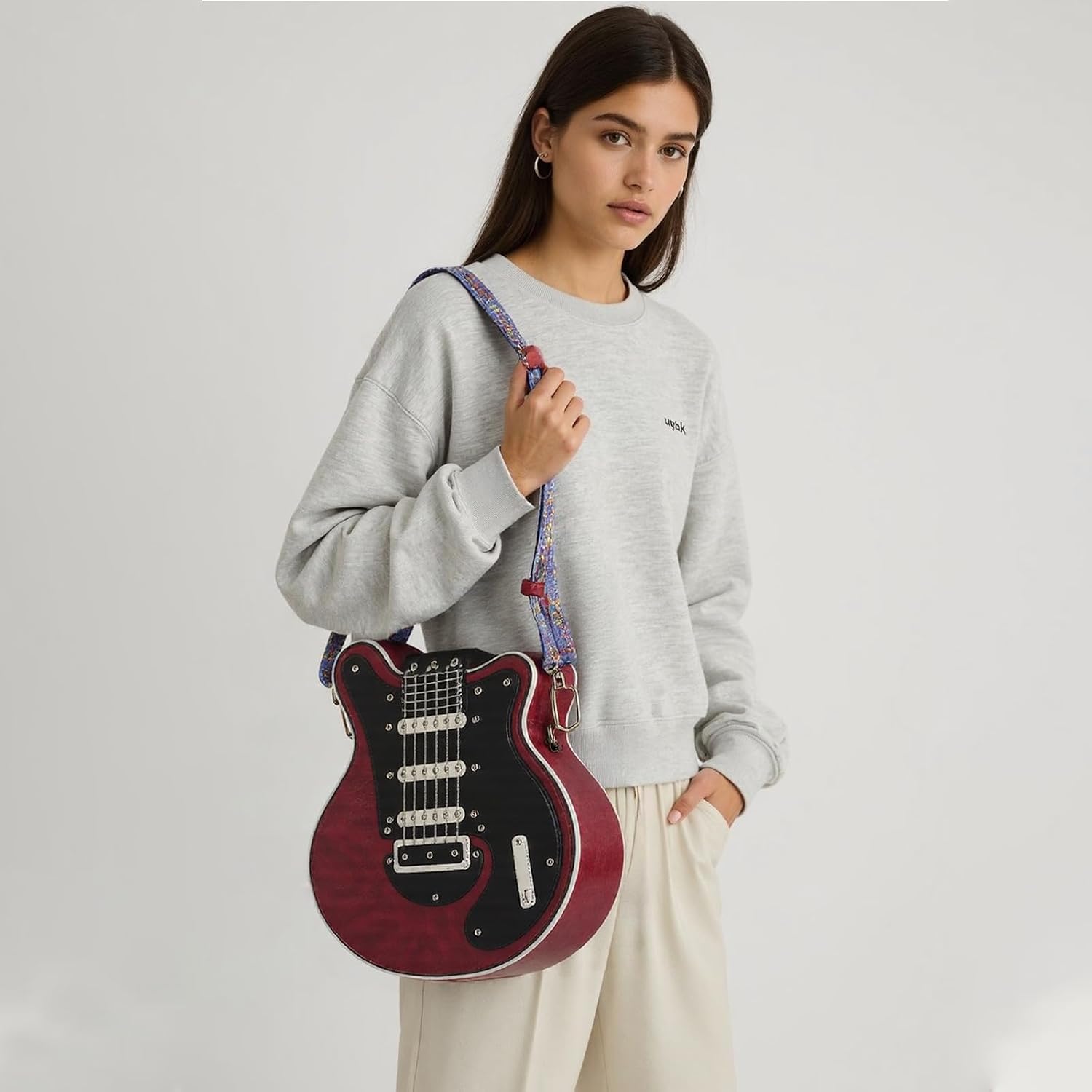 Guitar Purse, Men and Women Guitar Shaped Crossbody Shoulder Bag, Novelty Crossbody Bag for Women with Adjustable Shoulder Strap