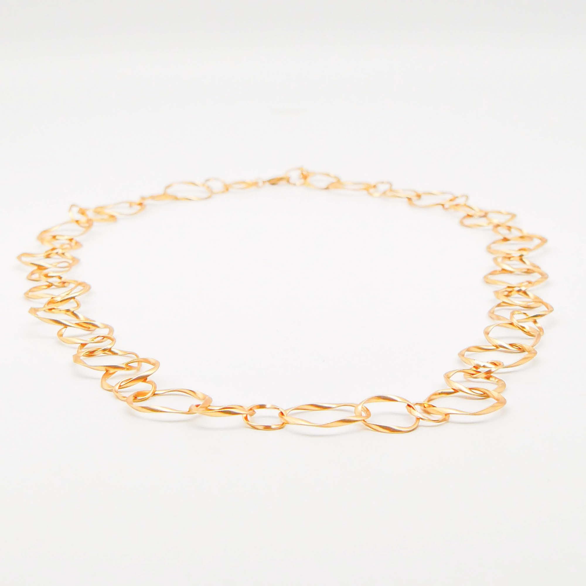 Goldkette Damen Statement Gliederkette 110 cm ohne Anhänger | Metall Halskette aus Messing Gold Kette Damenkette lang Halsketten für Frauen lange Modeschmuckketten mit Ringen Y2K