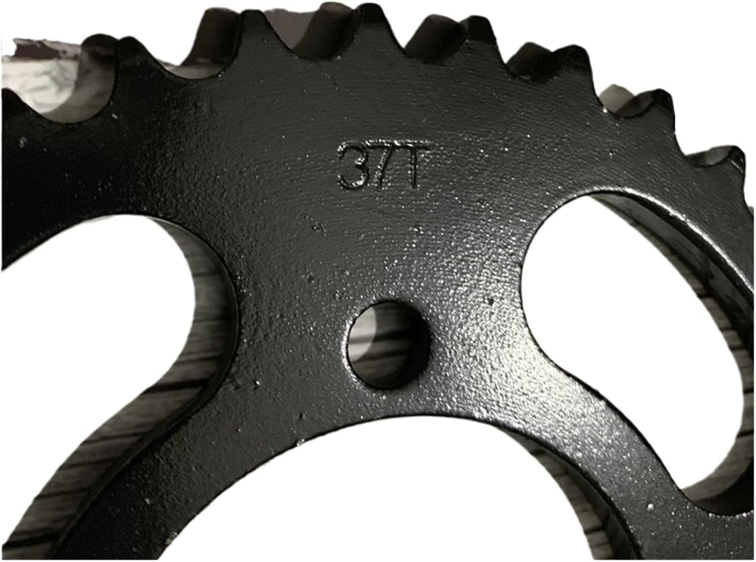 Motorcycle Accessories Curved Beam Chain Set for JYM110, E8, F8, JS110-9E, X6 - Durable and Reliable Performance