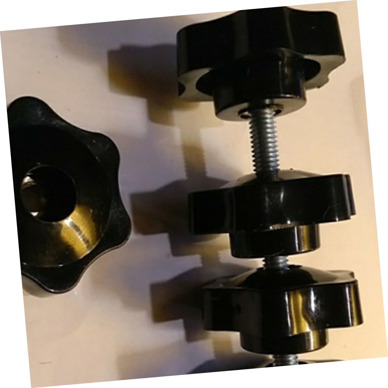 CIYODO 12pcs Thumb Nut Thumb Screw Clamping Screw Studs Handle Clamping Knobs Lug Nut Thread Clamping Screw Threaded Knob Plum Head Threaded Nuts Traffic Cone Bolt with Knob Plastic Black