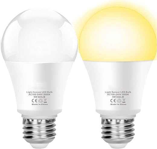 Boxlood Bulb with Twilight Sensor 9 W LED E27 Socket Warm White 3000 K Integrated Daylight Sensor 80 Watt Replaces Auto O...
