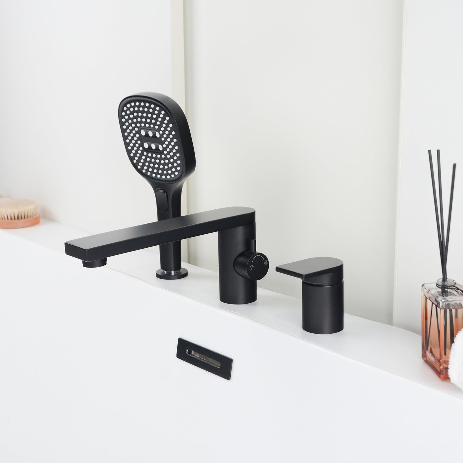 PHASAT Grifo para Borde de Bañera de 3 Orificio, Grifo de Bañera con Ducha de Mano y Manguera, Mezclador de Latón para Baño Caliente y Frío Ajustable Negro Mate PTBB20E