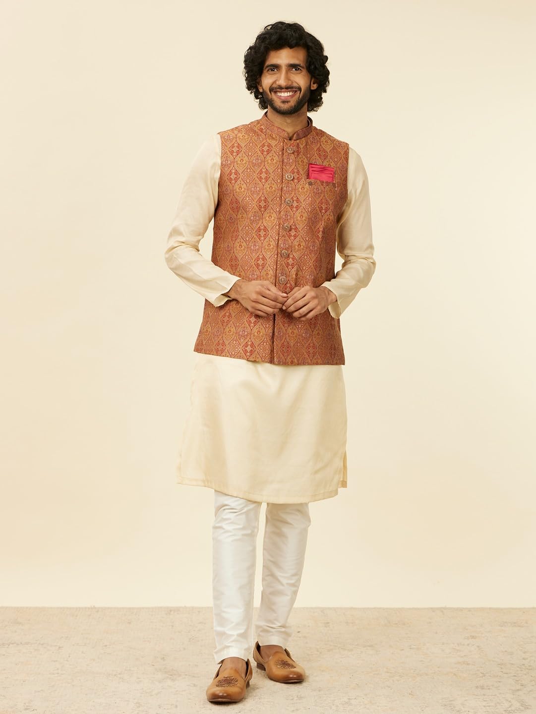 Manyavar Ricamo in broccato ruggine|Jacquard|Giacche Zari per Uomo
