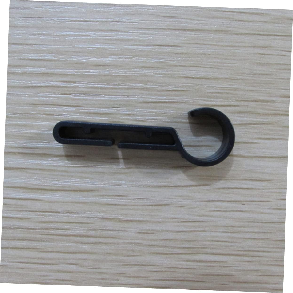 8pcs Helmet Headlamp Clasp Retainers Easy to Install Black Fasteners Prevent Sliding for Safety Helmets and Hard Hats
