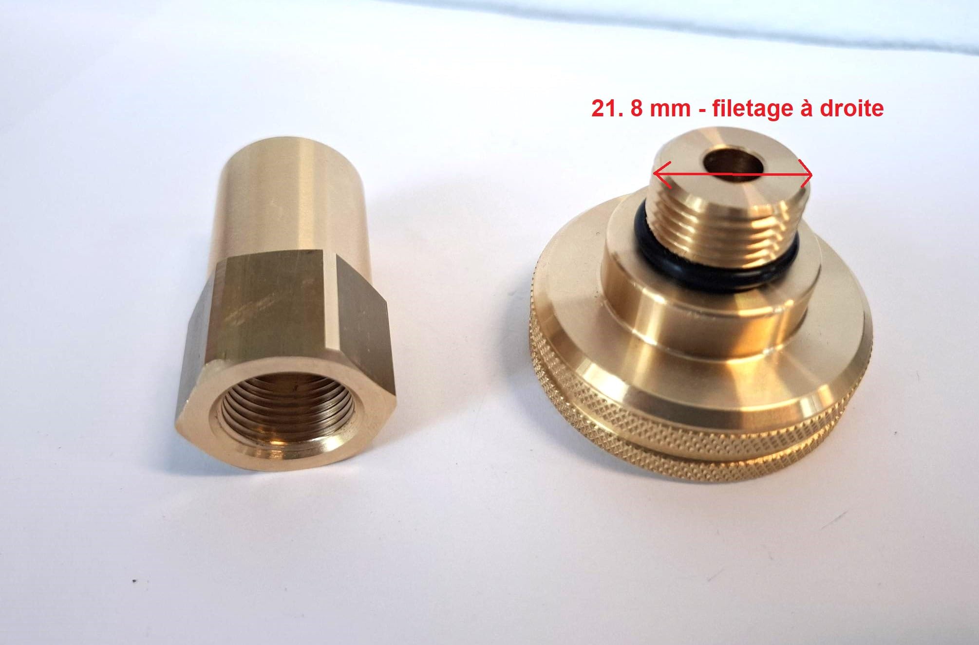 Adaptateur de réservoir LPG DISH 3/4" 21,8 mm filetage à droite pour bouteilles GasBank double valve