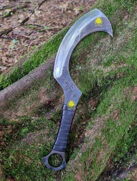 OLDZ CRAFTZ-Hand-Forged Ancient Egyptian Khopesh Sword Replica, High Carbon Steel Hunting Egyptian Khopesh Sword with Leather Sheath, Custom Handmade Full Tang Swords Perfect for Cosplay and History enthusiats - Image 5