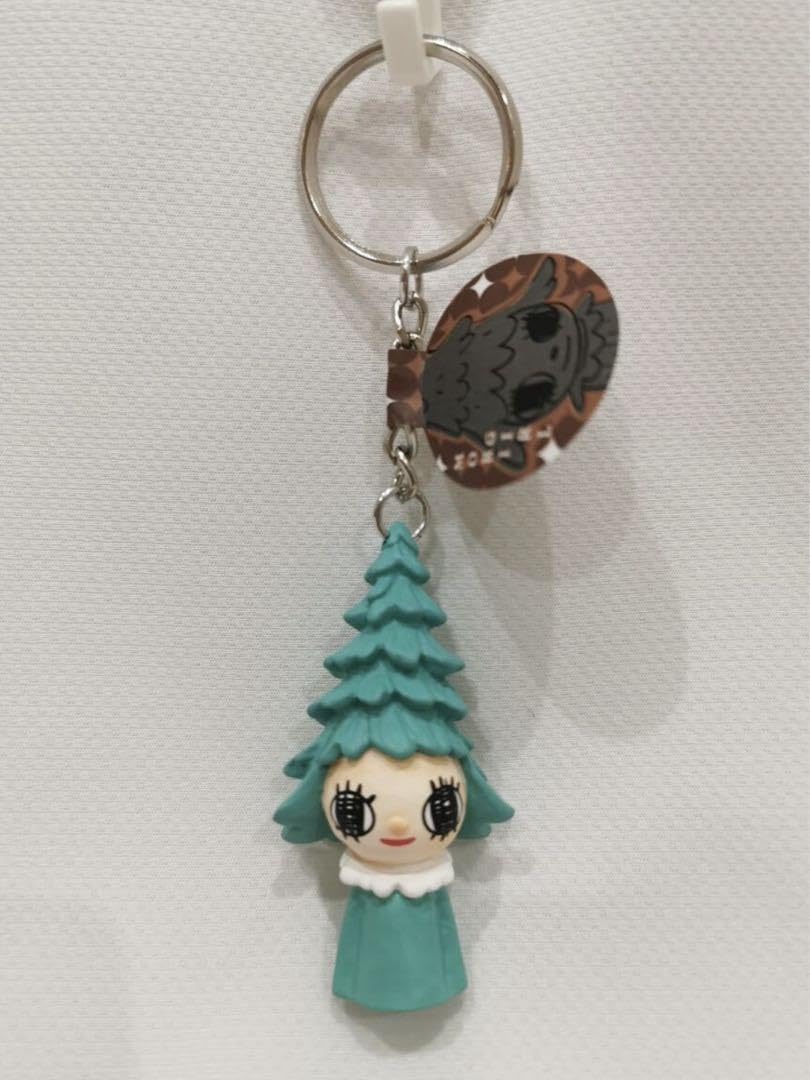 奈良美智 森ガール キーホルダー 青森県立美術館限定 ホワイト 新品未開封 奈良美智 森ガール キーホルダー 青森県立美術館限定 ホワイト