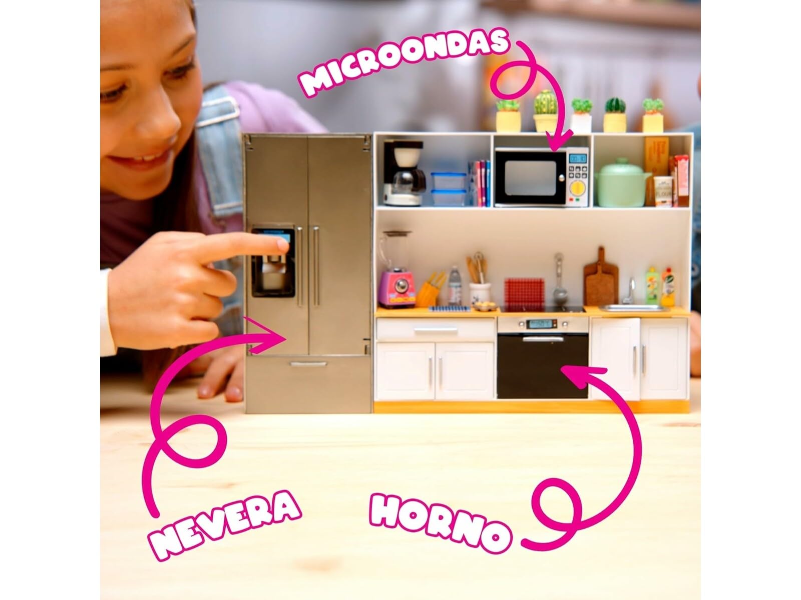 Bizak Mini World Playset Kuchnia z 5 piłkami, Miniaturowy zestaw kuchenny ze szczegółowymi urządzeniami i akcesoriami, Chłopcy i dziewczęta +6 lat (64502007)