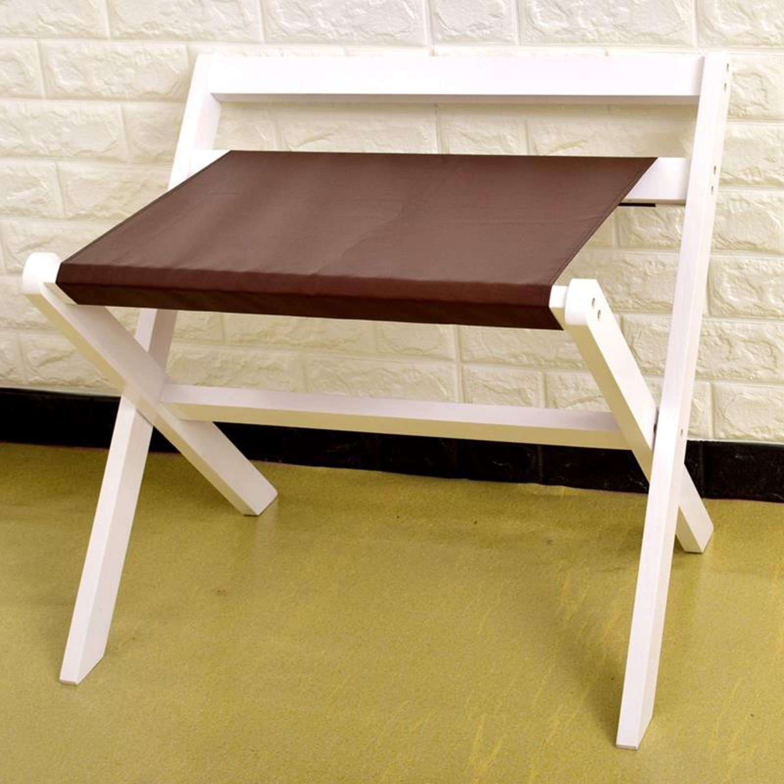 Porte-bagage pliable à gain de place pour optimiser le rangement de chambre