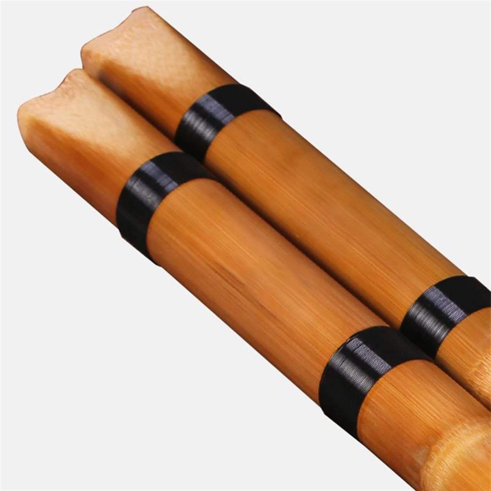Handgefertigte, naturbraune Bambusflöte, präzise gestimmtes Shakuhachi-Instrument Traditionelle Bambusflöte Musikinstrument