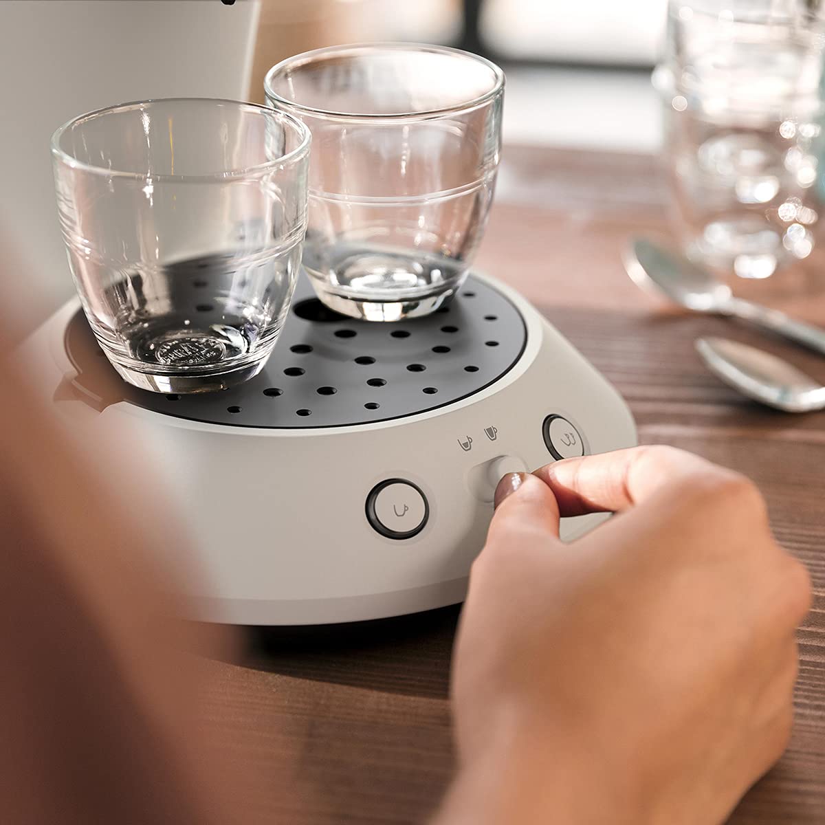 PHILIPS Senseo Original Plus Kaffeepadmaschine, Schwarz, 2 Spezialitäten | 1 oder 2 Tassen, Unter 1 Min Brühzeit, Coffee Boost, Crema Plus, 0,7 L (CSA210/10)
