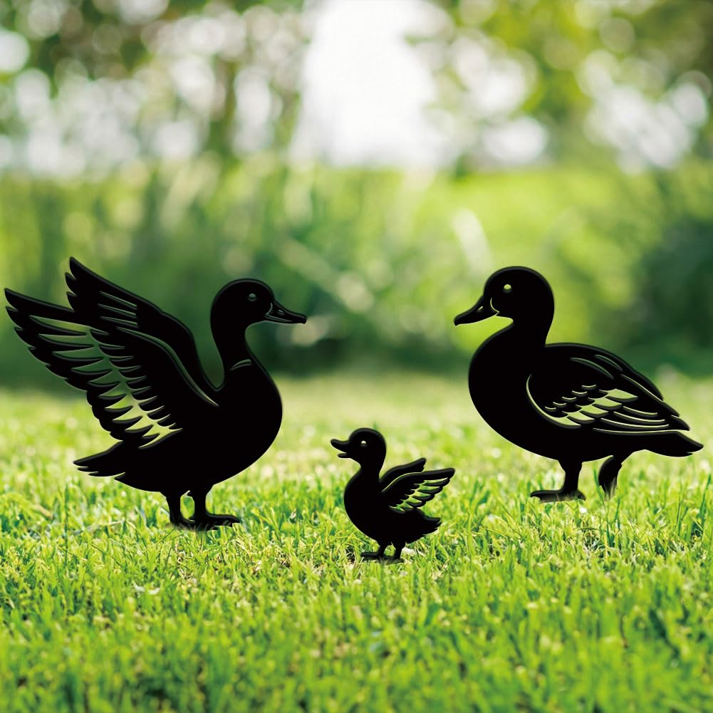 SUPERDANT 3PCS Ducks Metal Garden Yard Art Decor Black Silhouette Outdoor Iron Art Decoration Garden Stakes Statues Ornament Crafts for Backyard Parks Lawns Outdoor Spaces