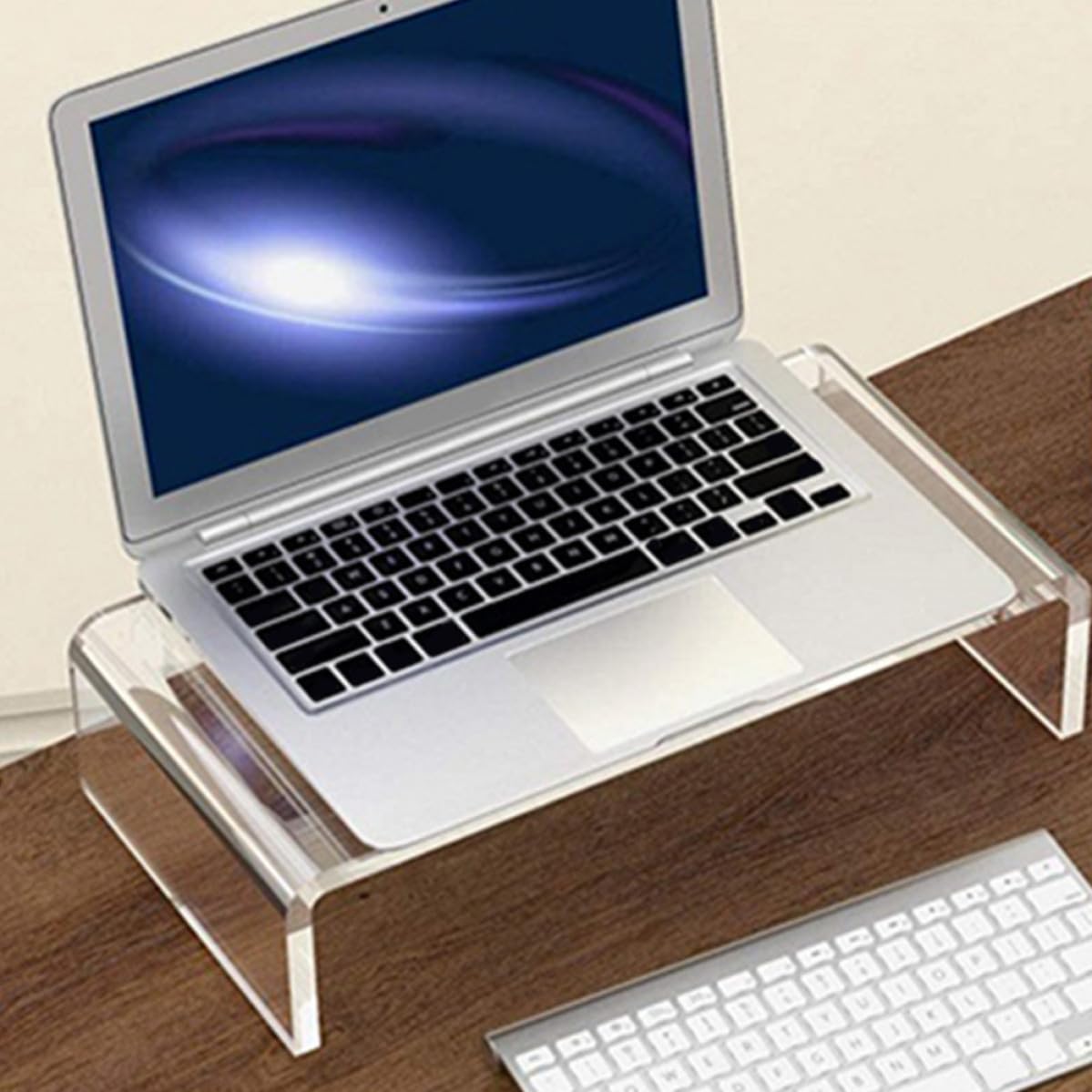Supporto Rialzato per Laptop in Acrilico Trasparente da Scrivania | Design Ergonomico, Bordi Lisci, Piattaforma Elegante e Trasparente, Accessorio per Ufficio e Postazione Ordinata