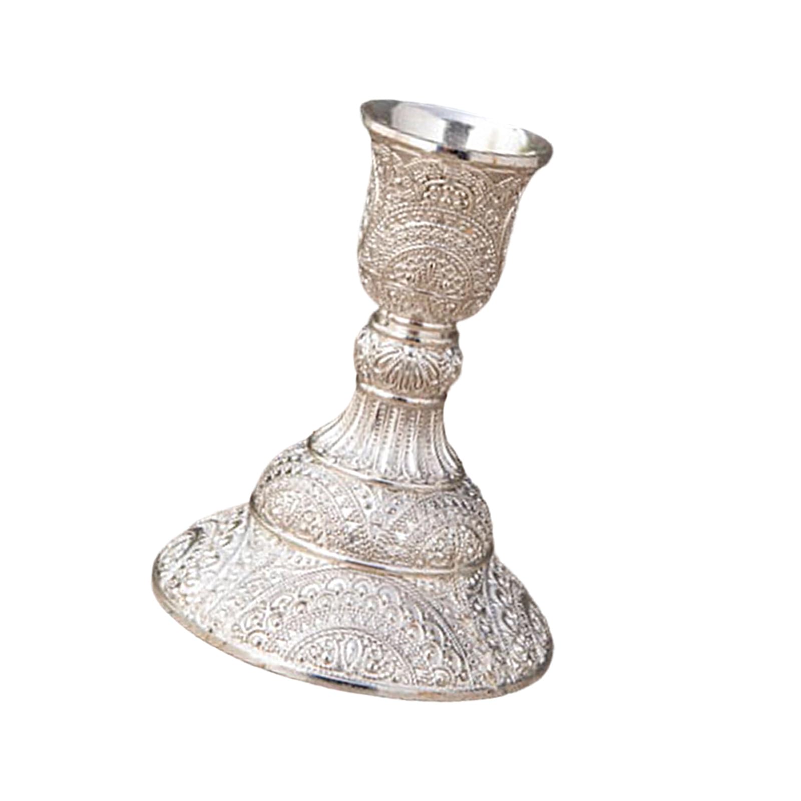 Decorative Antique Engraved Taper Holders Metal Candlestick Candelabra for Living Room Table Centerpieces Decors Single Head Candlestick Holders