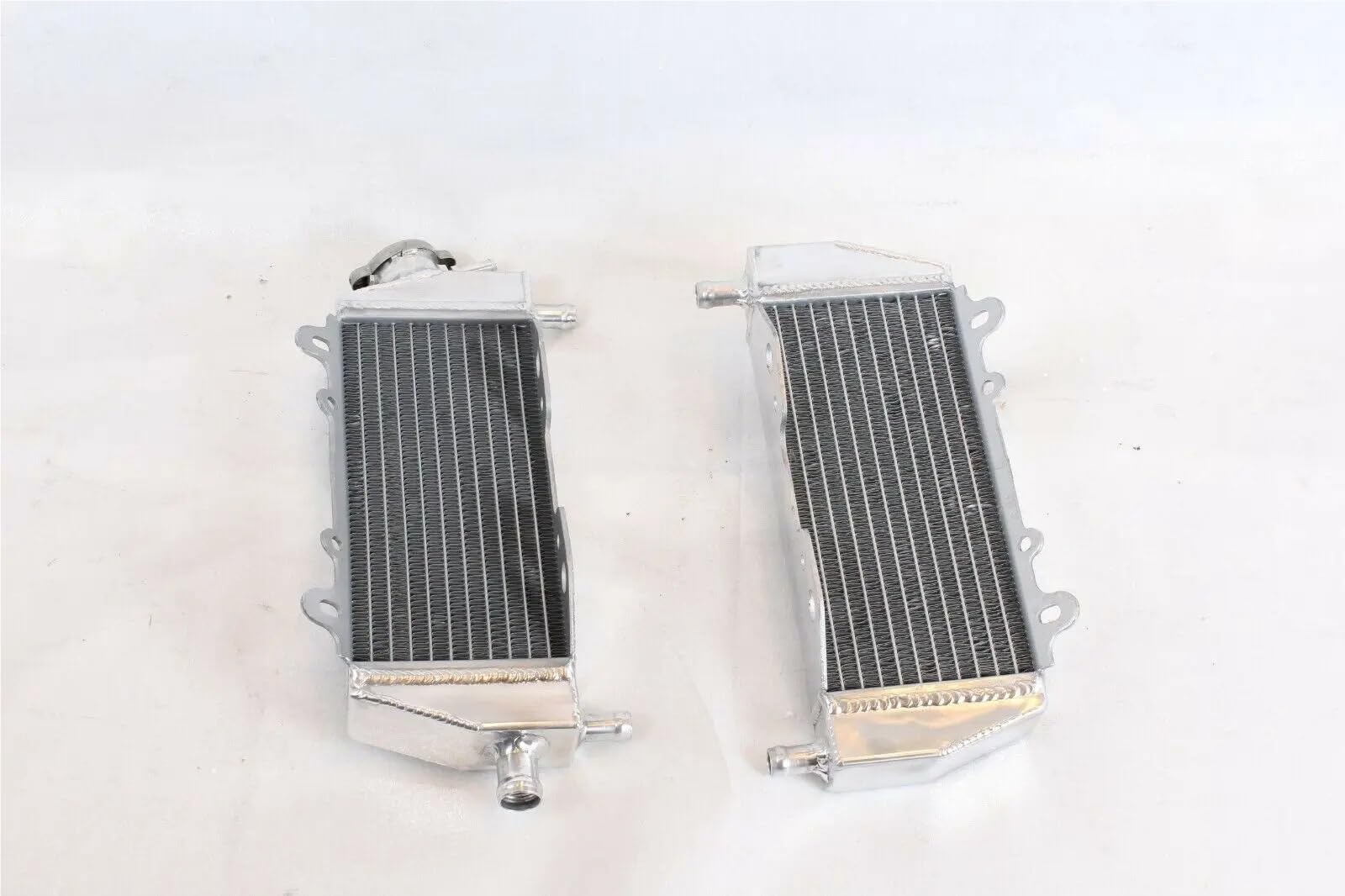 estaw Chłodnicy Pasuje do Kawasaki KX125 KX 125 1994 1995 1996 1997 1998 1999 2000 2001 2002 Aluminiowa chłodnica chłodnicy Chłodzenie płynu chłodzącego Chłodnica
