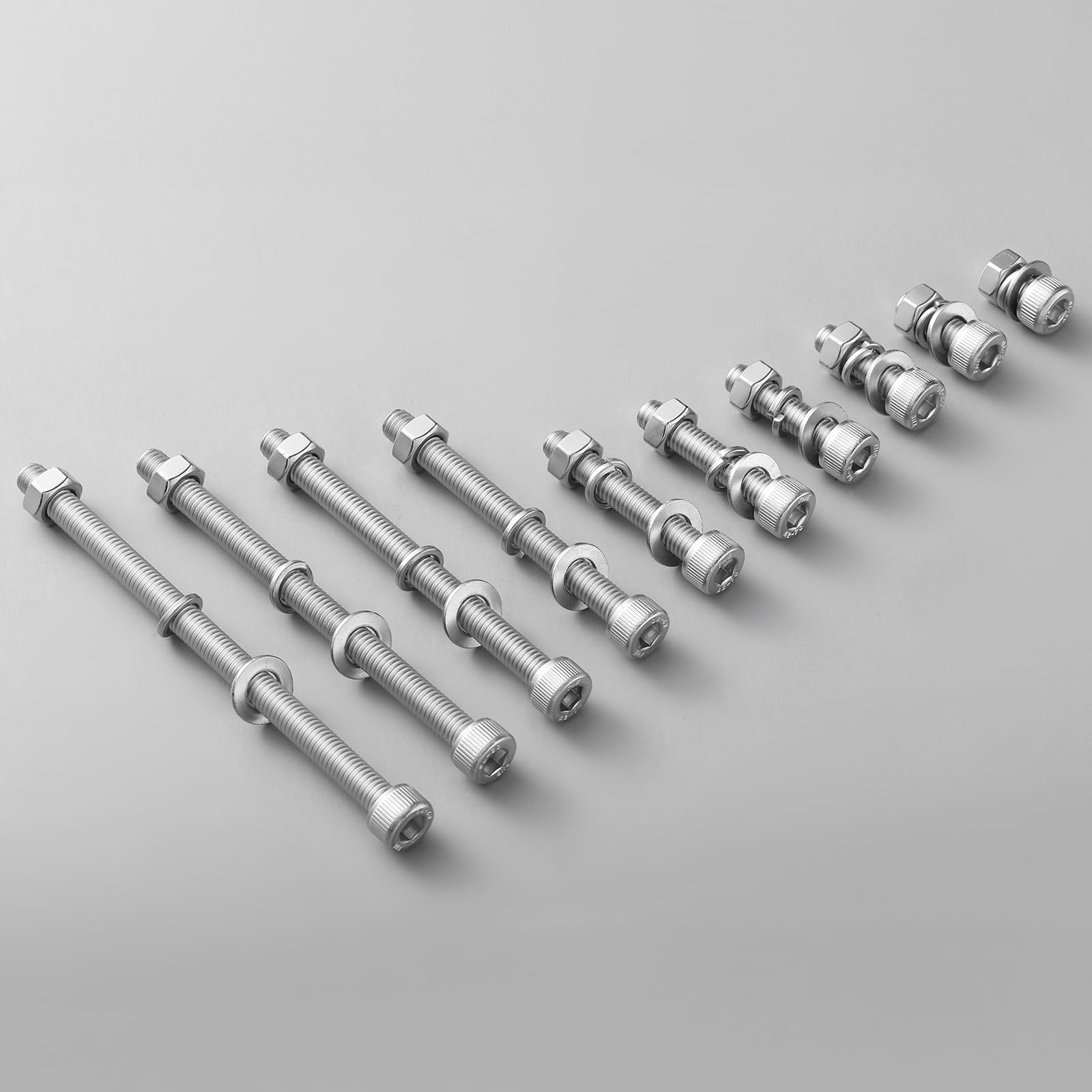 Zestaw 30 śrub z łbem sześciokątnym M5 x 70 mm, podkładki płaskie i blokujące, ze stali nierdzewnej 304 18-8, klucz imbusowy, błyszczące wykończenie, pełny gwint, z kluczem imbusowym