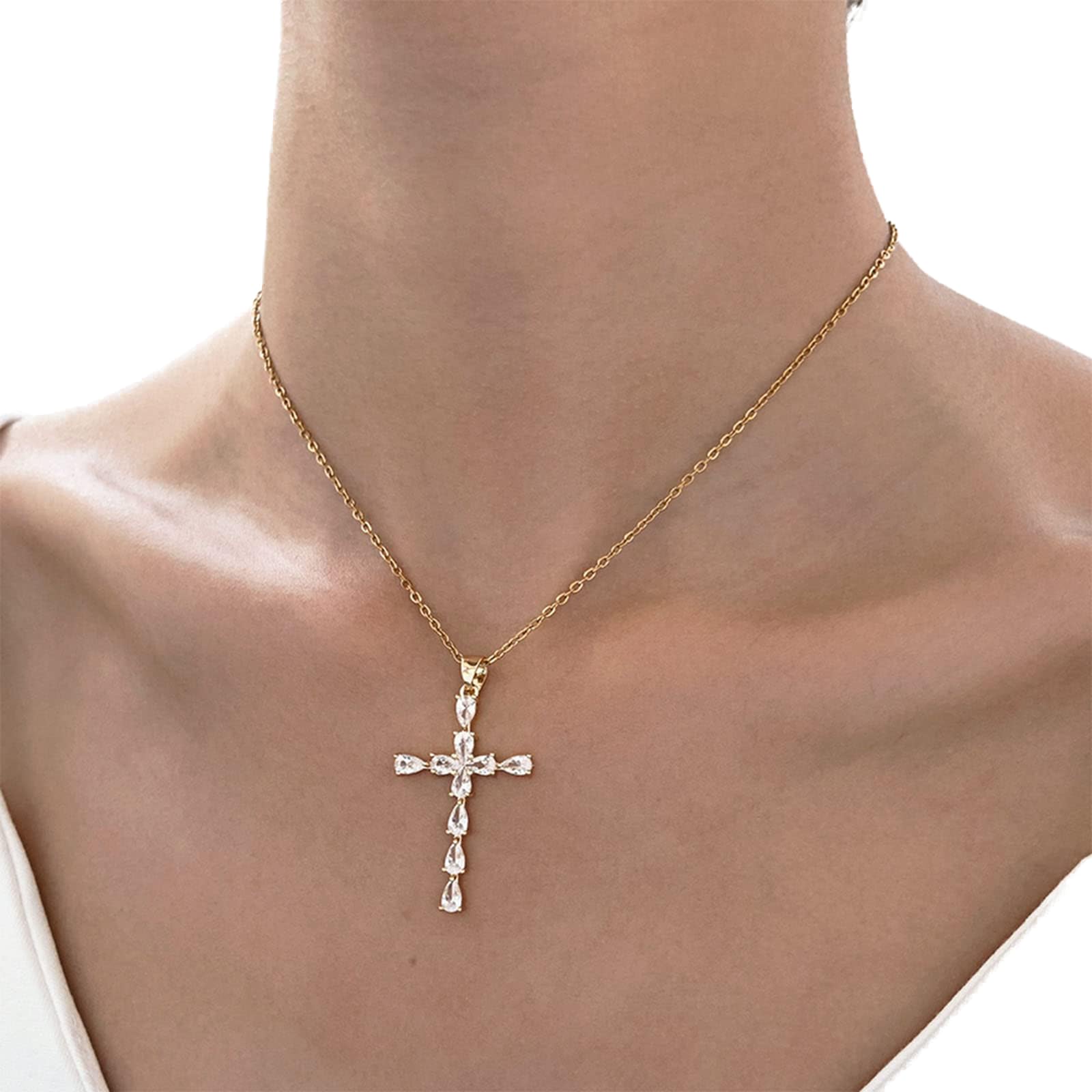 Crystal Cross Necklace Choker Gothic Pave Cross Crucifix Pendant Necklace Gold Chain Cross Pendant Necklace Gold Tone Religious Cross Pendant Necklace Charm Jewellery for Women and Girls