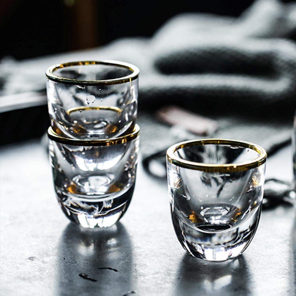 7-częściowy zestaw szklanych sake, zestaw kieliszków do wina w stylu japońskim, kubki rzemieślnicze ze złotą krawędzią, 1 butelka i 6 filiżanek, do zestawów zimnych/ciepłych/gorących sake/Shochu/zasta