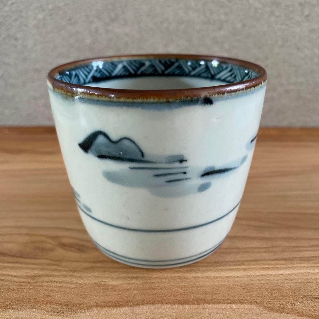 古伊万里　蕎麦猪口　染付　海　釣り人　蜂　蜻蛉山水　藁にお　農村 Amazon.co.jp: 古伊万里 蕎麦猪口 染付 海 釣り人 蜂 蜻蛉山水 藁にお