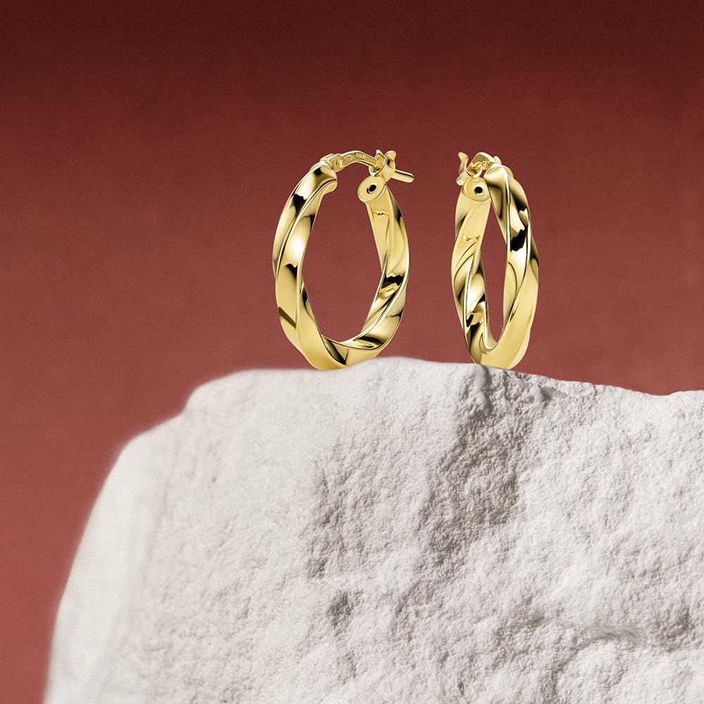 Orovi Pendientes de aro para Mujer Plata de ley 925 bañada en oro de 18 quilates Pendientes dorados con diseño a torciglione de 15mm Cierre de bisagra Fabricado en Italia Entregado en Joyero