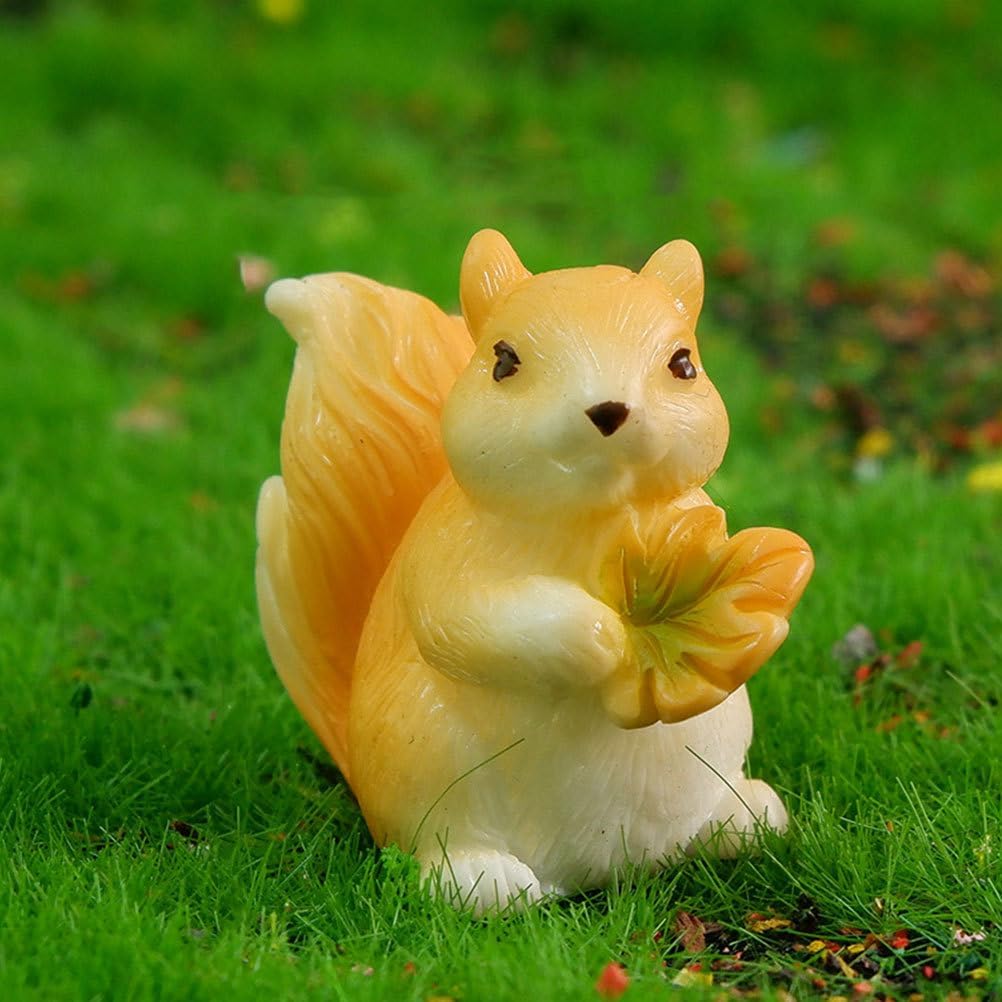 INOOMP Sets Squirrel Stuff Mini Figurines Resin Squirrel Statue Decorative Garden Animals Home Decor Pcs