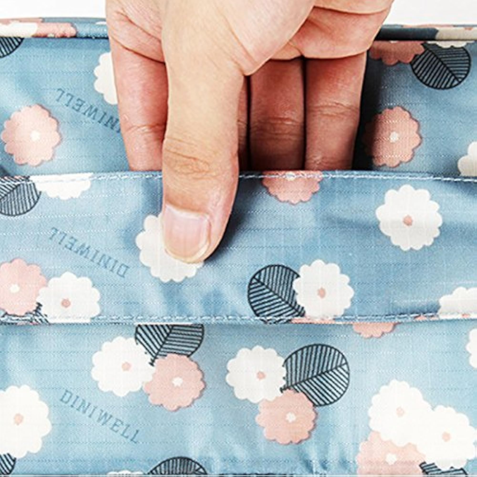 Waterproof Travel Makeup Bag Organizer Case