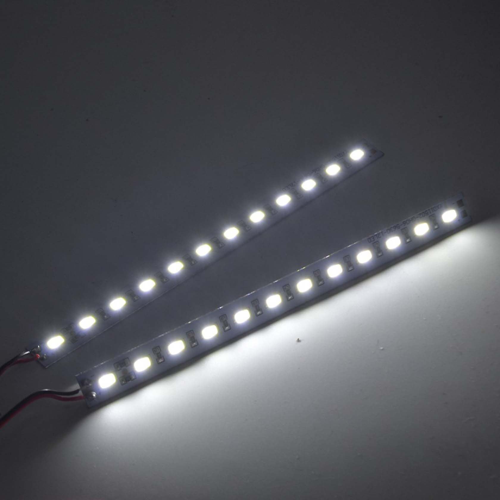 KEEDA RC Coche de deriva 24 LED Luz del chasis Luces Debajo de la carrocería Accesorios para 1/10 1/8 RC Radiocontrol Auto modelo Camión Iluminación (Blanco