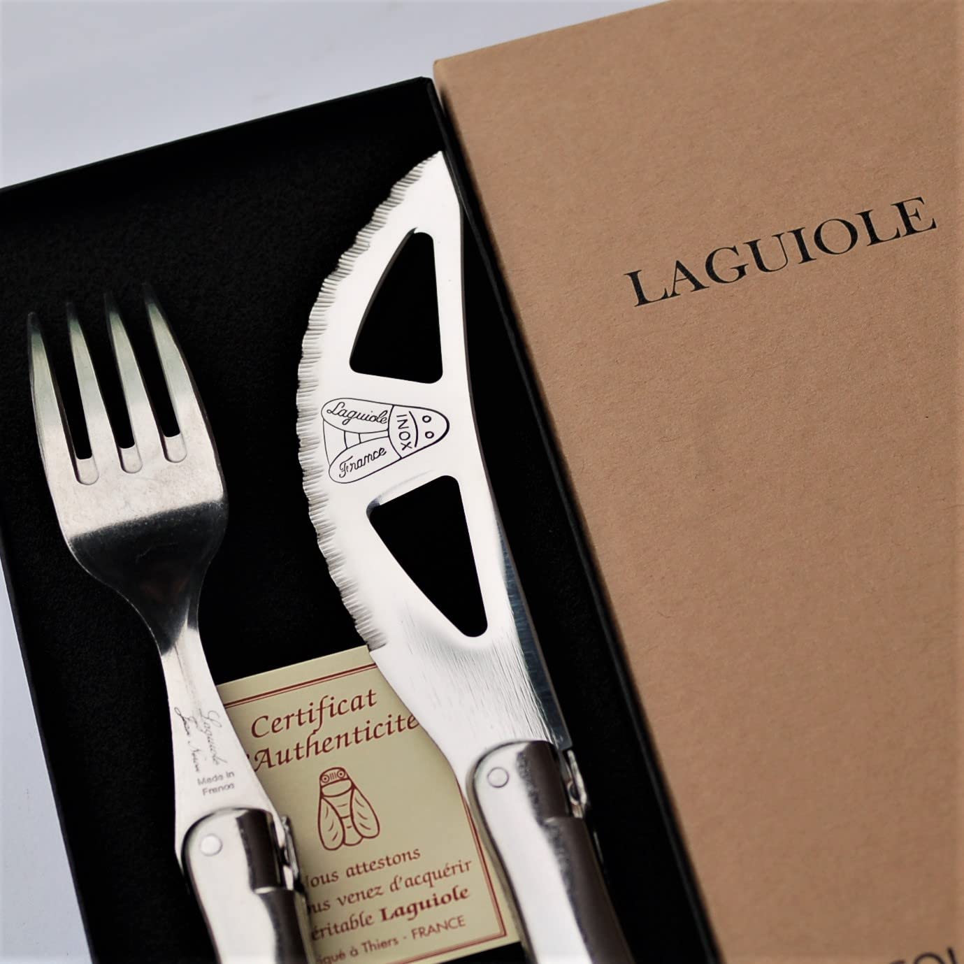 Amazon｜トランパラン ライヨール 石窯ピザ専用ナイフ フォークセット