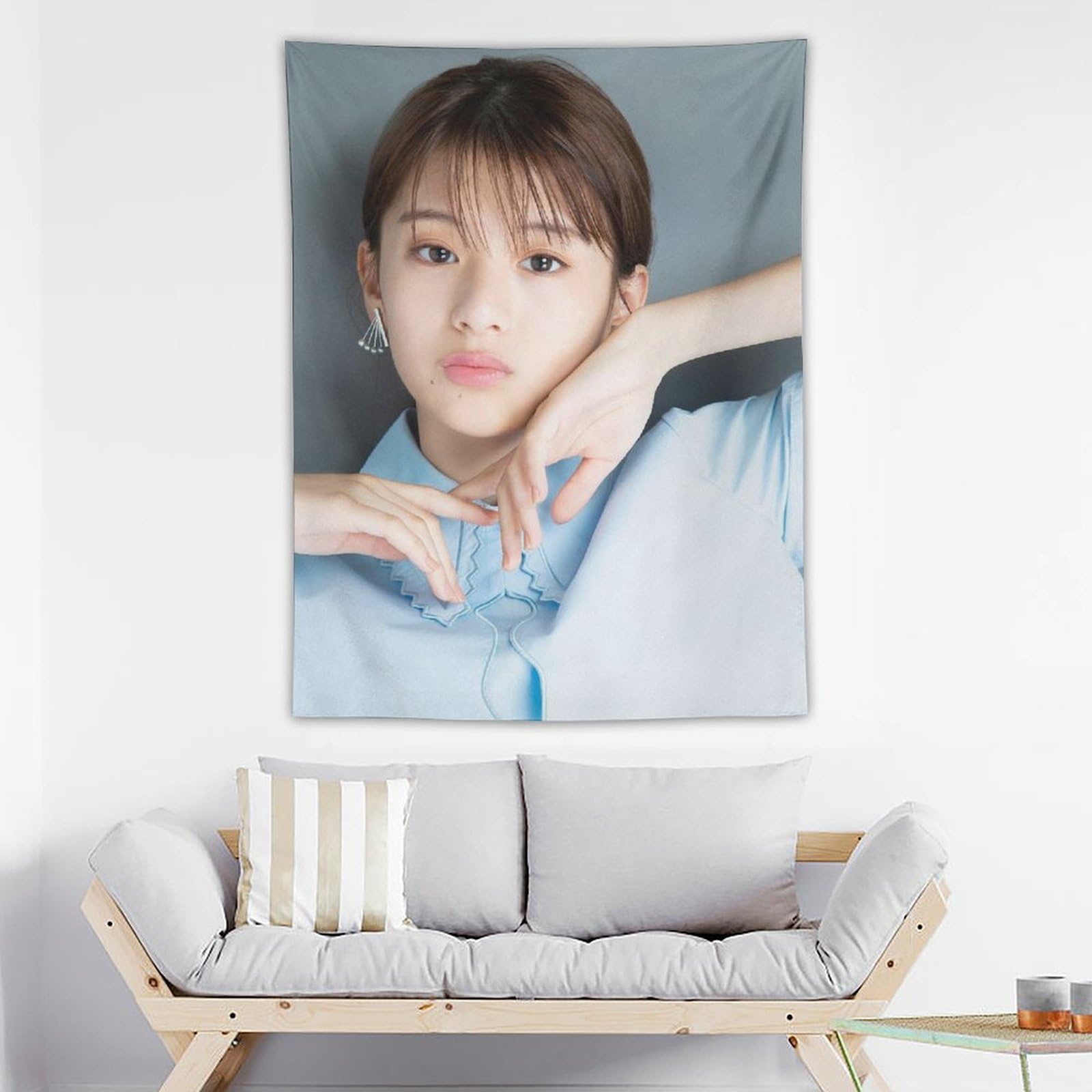 Amazon.co.jp: 出口夏希 (26) タペストリー、絵画、ポスター、壁紙