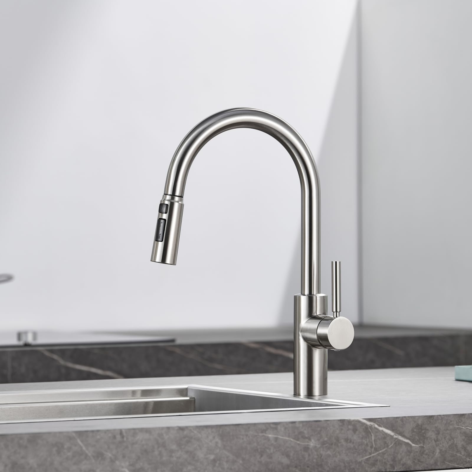 OUEN Single Handle High Arc Brushed Nickel Pull Out Kitchen Faucet,Single Level Stainless Steel Kitchen Sink Faucets with Pull Down Sprayer