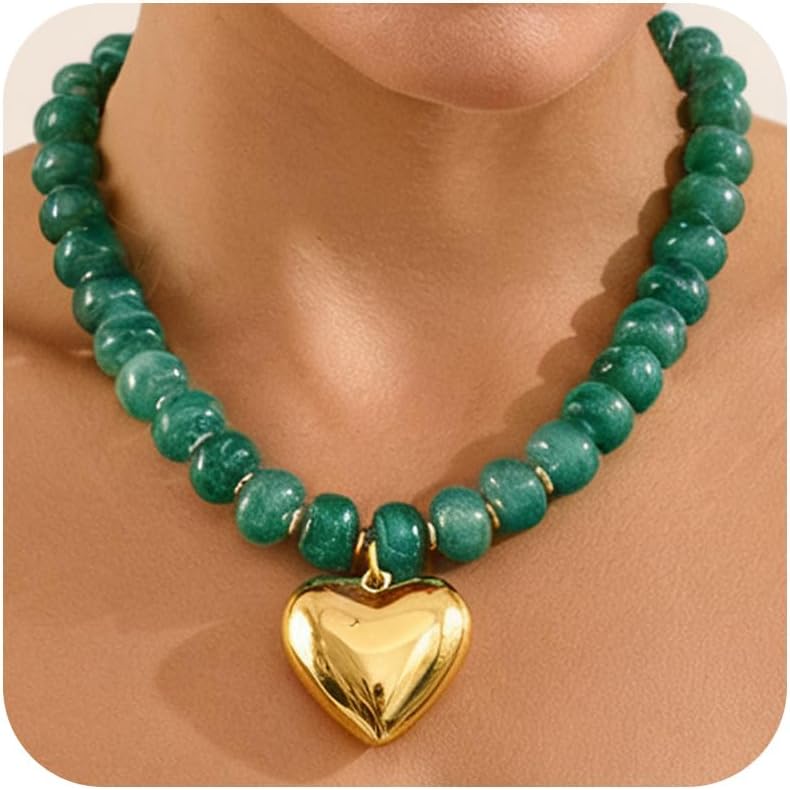 Chunky Beads Necklace for Women Trendy Gold Puffy Heart Choker Necklace Colorful Resin Beaded Heart Pendant Necklaces Statement Jewelry