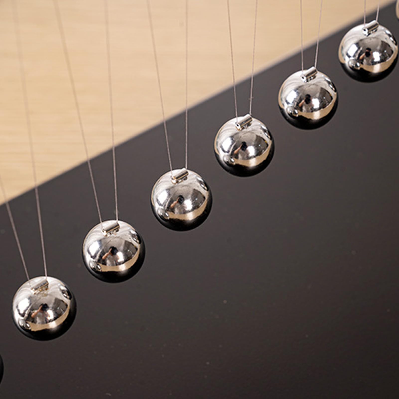 Newton COT - Newton | 12 Kugeln für das Gleichgewicht mit | wissenschaftlichen und physischen Gadgets, dekoratives Schreibtischspielzeug mit kinetischer Bewegung für Zuhause, Büro, Stud
