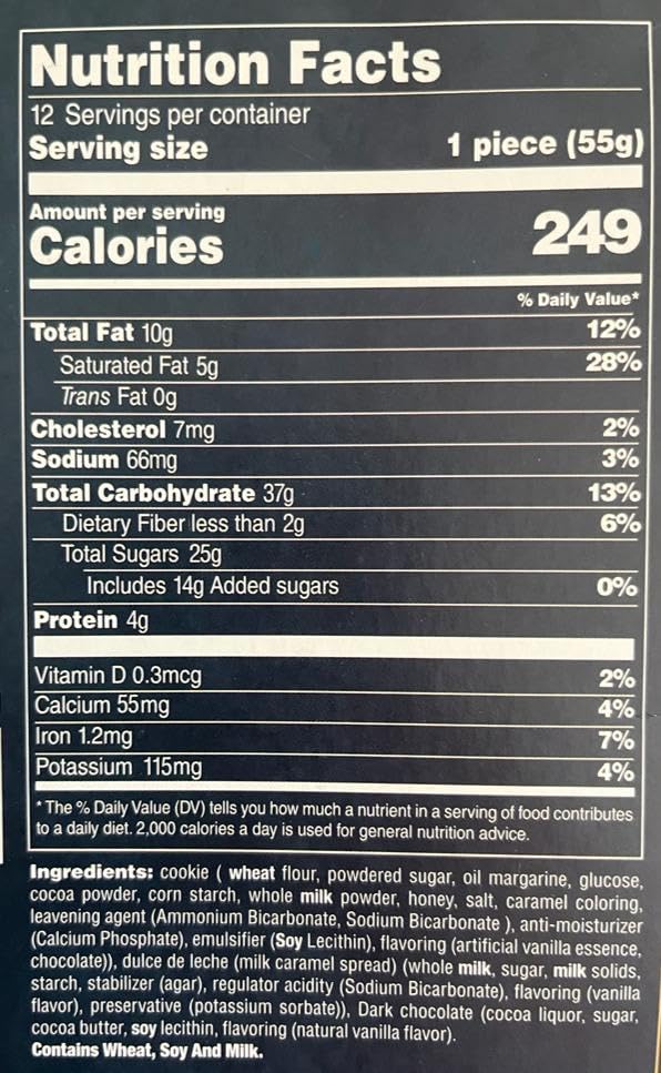 Miniatura 2 de La Goulue CAJA Chocolaltier de ALFAJORES (Mini Cakes) con dulce de leche (crema de caramelo de leche) cubierto de chocolate negro. Regalo. Maridaje.