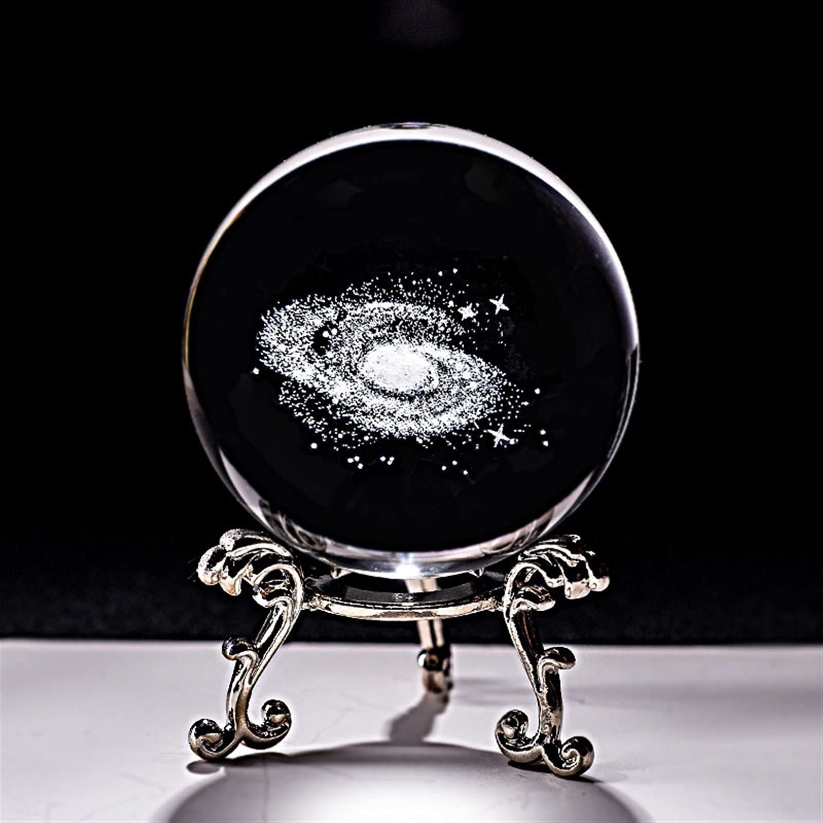 bola de cristal (en la magia occidental) Bola de cristal 3D con láser grabado Cuarzo Esfera de vidrio Decoración del hogar Ornamentos Globe Galaxy Miniaturas Figuras creativas Regalos bola de cristal(