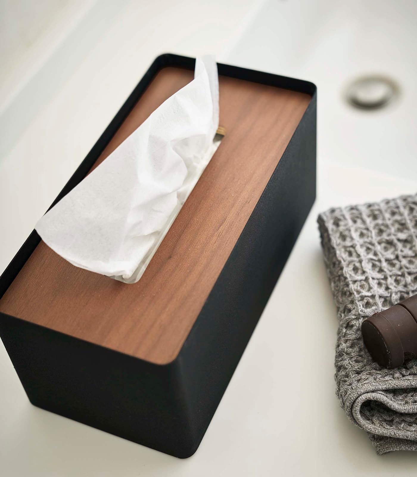 Amazon.com: Yamazaki Home: Tissue Case