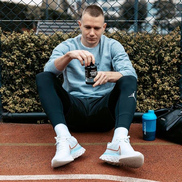 BioTechUSA Arthro Forte, Nahrungsergänzungsmitteltablette mit Pflanzenextrakten, MSM, Glukosamin, Chondroitin, MSM, hydrolysiertem Knorpelpulver und Vitamin C, 120 Tabletten