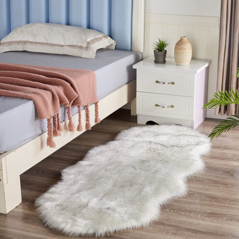 Plush Faux Sheepskin Rug-Ultra,Soft Fluffy Bedside Carpet,Non-slip Washable Floor Mat,Modern Decorative Beige/Red/Pink/Grey Rug for Bedroom Living Room Deep Pile Rugs,White gray,90 * 60cm