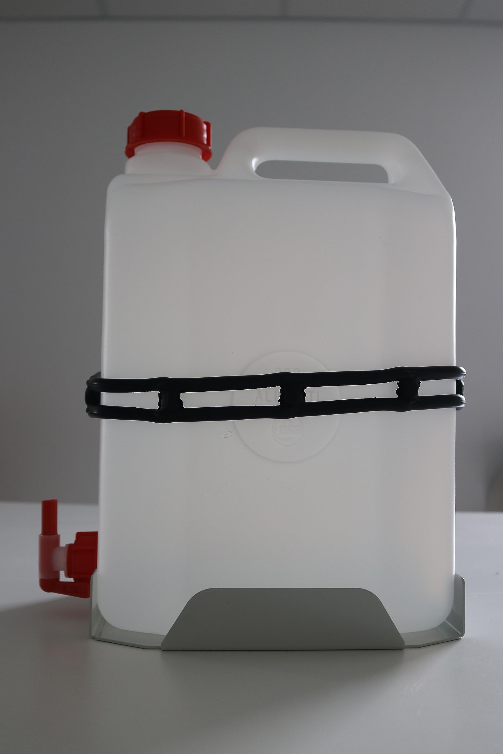 Jerrycan - Kit de lavado de mano 10 lt con soporte para vehículo, camión, acampada.
