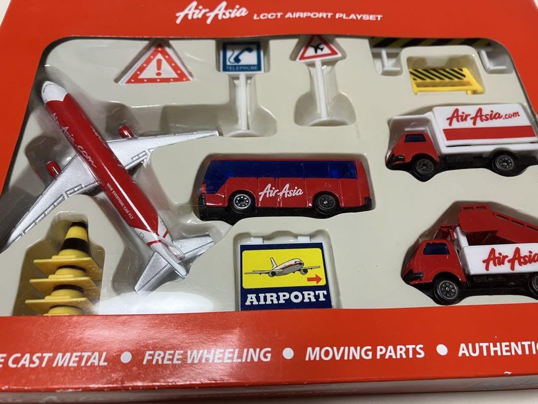 AirAsia AIRPORT PLAY SET (1:87 スケール) Amazon.co.jp: AirAsia